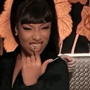 ஸ்டிக்கர்