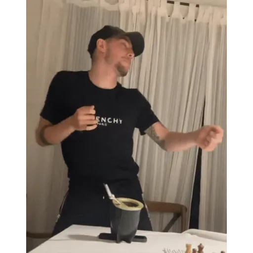 ஸ்டிக்கர்